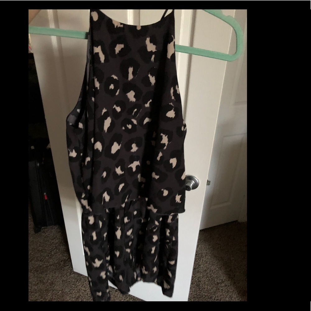 MOD dark grey cheetah print romper Sz SML